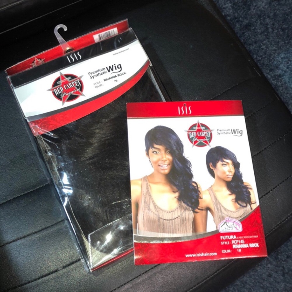 Rihanna Sidecut Full Wig by ISIS - #1B Off Black